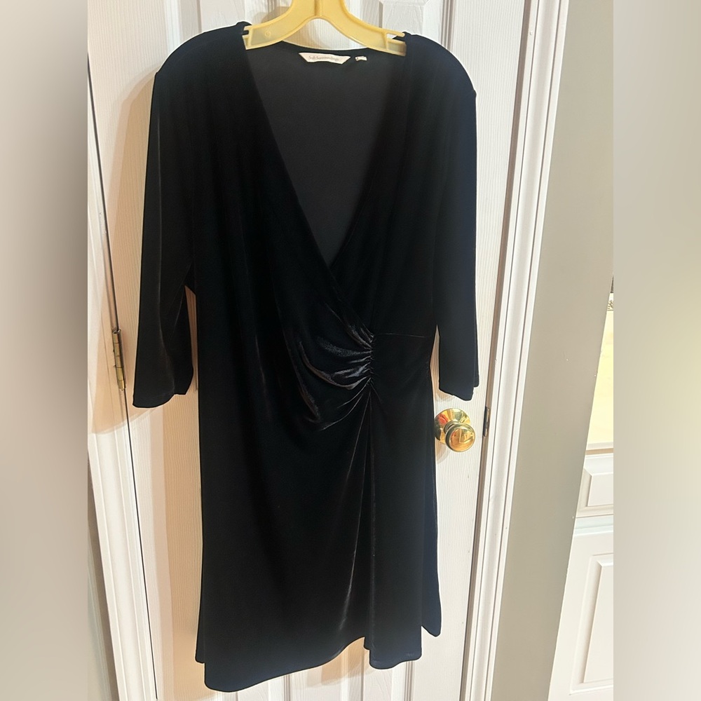 Soft Surroundings Black Velvet 3/4 Sleeve Dress